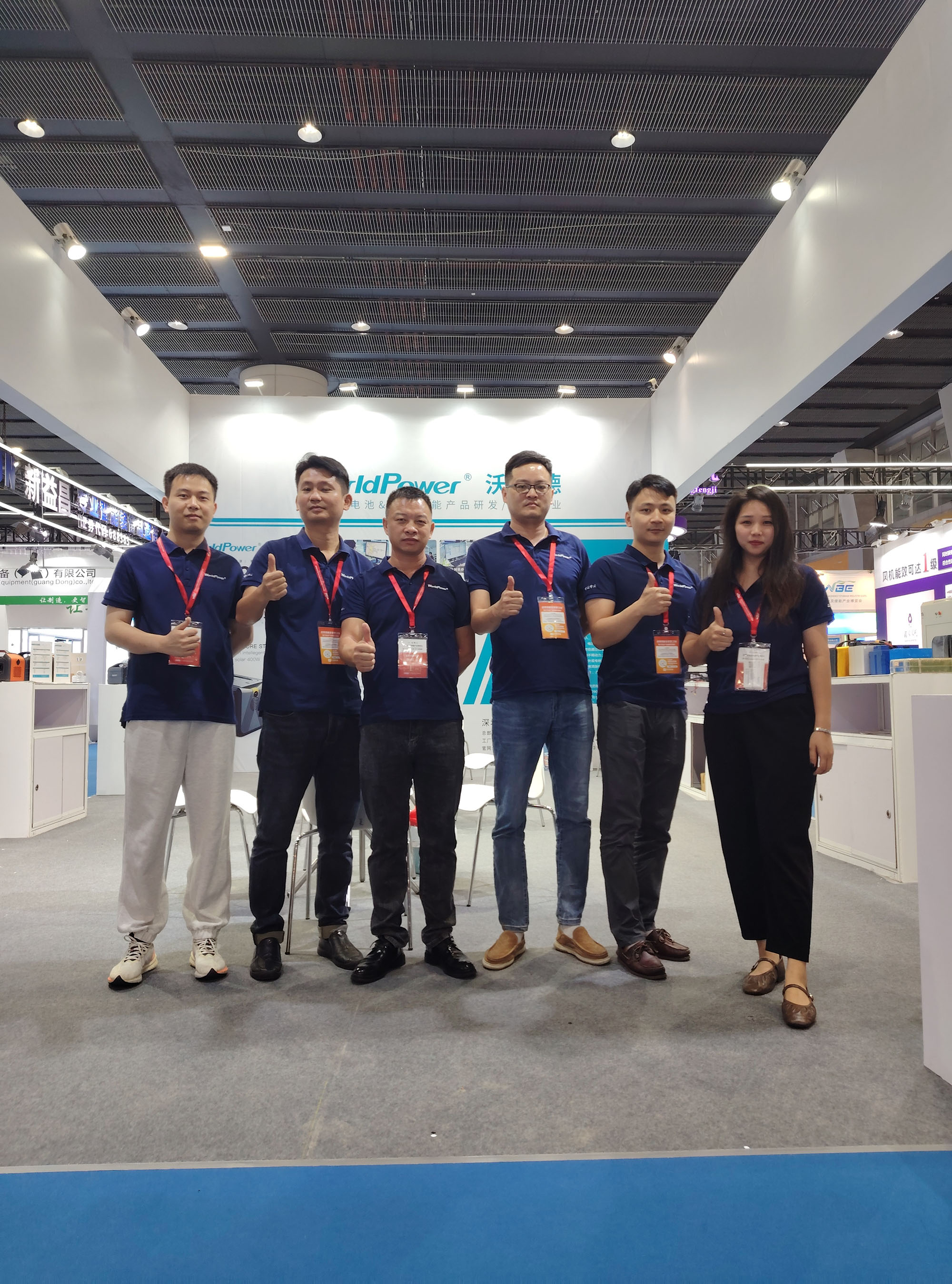 8d1f8101e0fcf9cc2f25a6f756b8bf1(1)